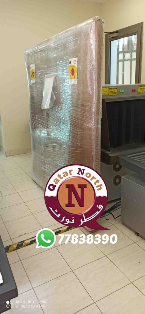 سيارة توصيل تحف