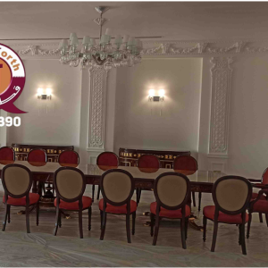 نقل طاولة طعام